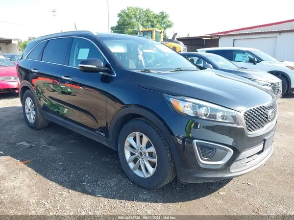 5XYPGDA59GG102686 2016 KIA SORENTO - Image 1