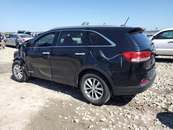 5XYPGDA59GG106690 2016 KIA SORENTO - Image 2