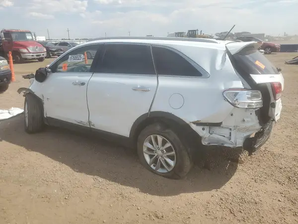5XYPGDA59GG108360 2016 KIA SORENTO - Image 2