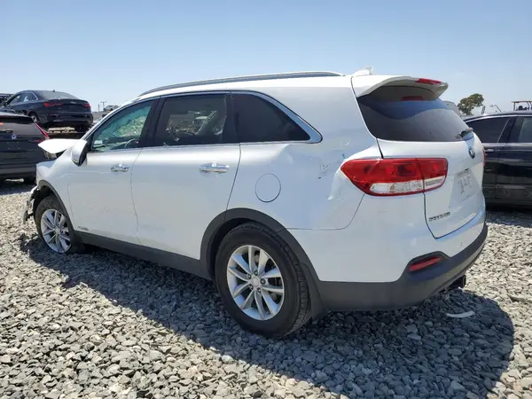 5XYPGDA59GG121206 2016 KIA SORENTO - Image 2