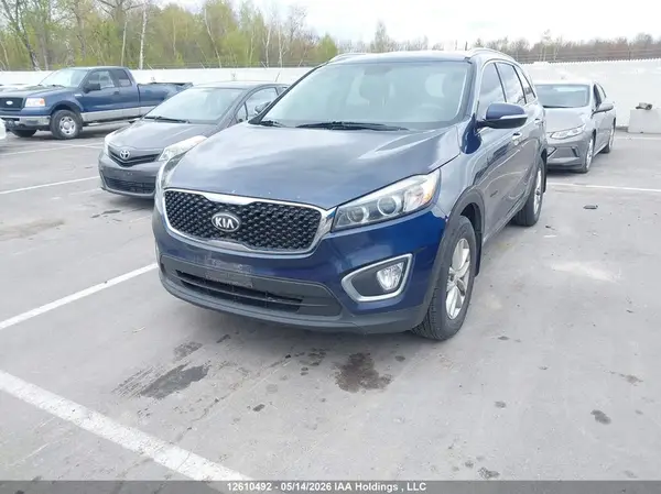 5XYPGDA59GG143433 2016 KIA SORENTO - Image 2
