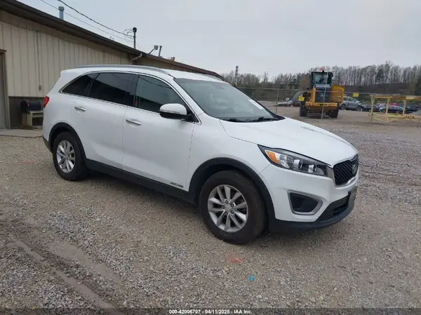 5XYPGDA59GG150351 2016 KIA SORENTO - Image 1