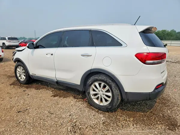 5XYPGDA59GG160829 2016 KIA SORENTO - Image 2