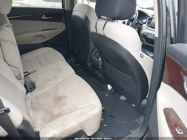 5XYPGDA59GG174147 2016 KIA SORENTO - Image 8