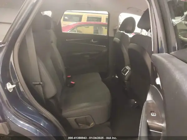 5XYPGDA59GG175816 2016 KIA SORENTO - Image 8