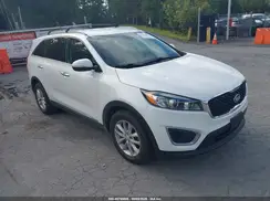 5XYPGDA59GG179882 2016 KIA SORENTO