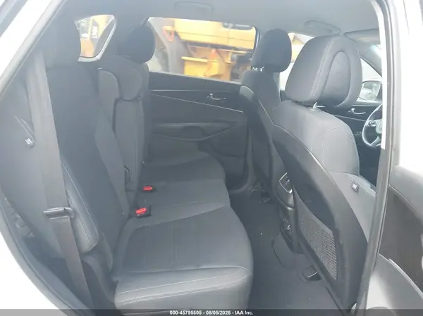 5XYPGDA59GG179882 2016 KIA SORENTO - Image 8