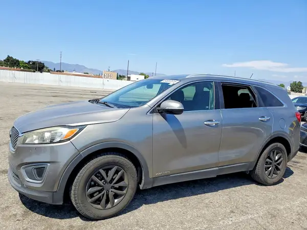 5XYPGDA59GG180398 2016 KIA SORENTO - Image 1