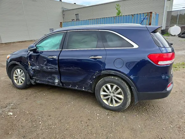 5XYPGDA59GG186881 2016 KIA SORENTO - Image 2