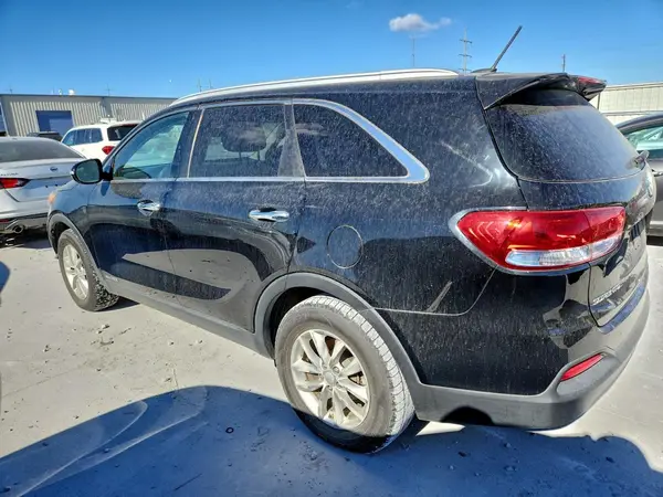 5XYPGDA59HG186283 2017 KIA SORENTO - Image 2