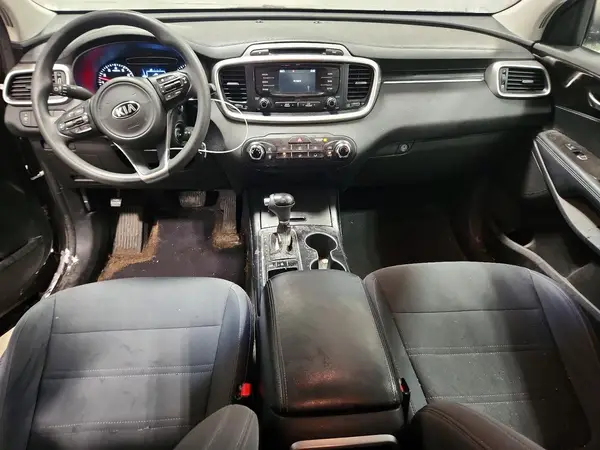 5XYPGDA59HG189488 2017 KIA SORENTO - Image 8
