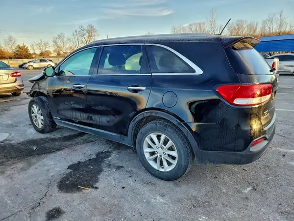 5XYPGDA59HG194433 2017 KIA SORENTO - Image 2
