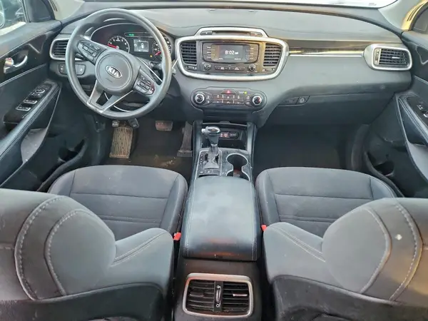5XYPGDA59HG194433 2017 KIA SORENTO - Image 8