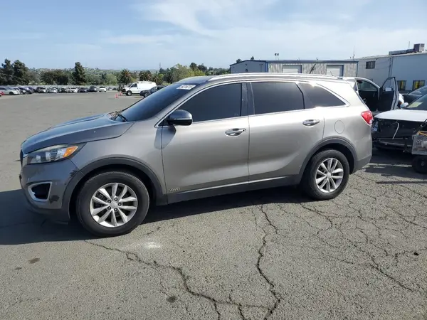 5XYPGDA59HG195453 2017 KIA SORENTO - Image 1