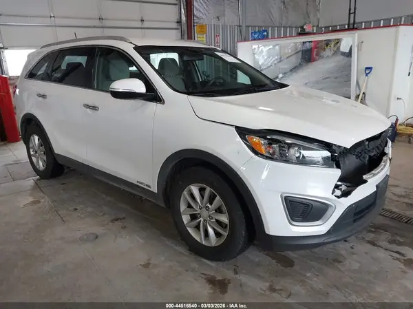 5XYPGDA59HG209593 2017 KIA SORENTO - Image 1