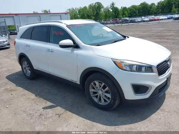 5XYPGDA59HG215653 2017 KIA SORENTO - Image 1
