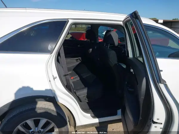 5XYPGDA59HG222909 2017 KIA SORENTO - Image 8