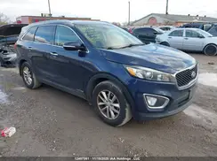 5XYPGDA59HG256512 2017 KIA SORENTO