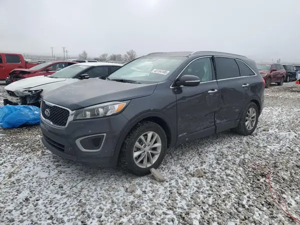 5XYPGDA59HG293057 2017 KIA SORENTO - Image 1