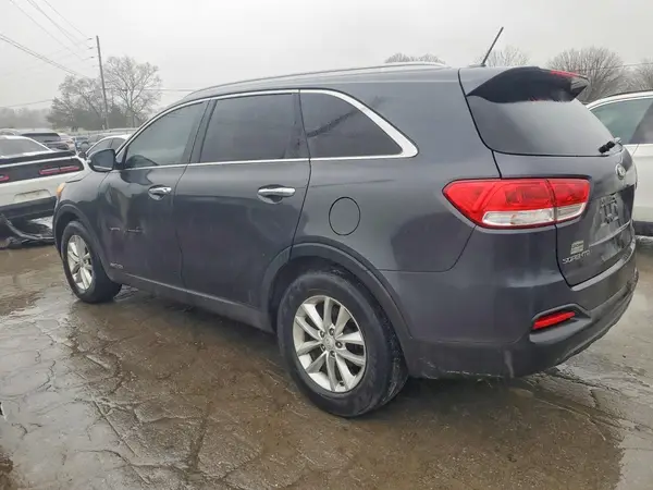 5XYPGDA59HG312609 2017 KIA SORENTO - Image 2