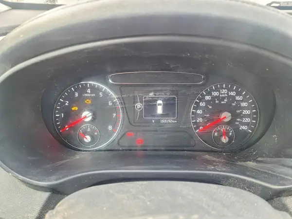 5XYPGDA59HG317437 2017 KIA SORENTO - Image 8
