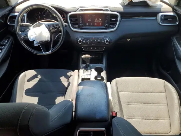 5XYPGDA59HG323044 2017 KIA SORENTO - Image 8