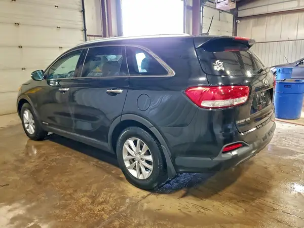 5XYPGDA59HG325344 2017 KIA SORENTO - Image 2