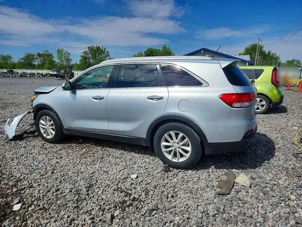 5XYPGDA59HG329894 2017 KIA SORENTO - Image 2