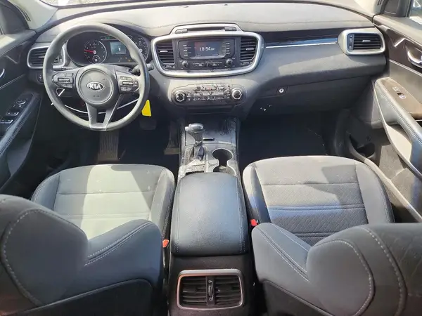 5XYPGDA59HG329894 2017 KIA SORENTO - Image 8