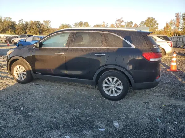 5XYPGDA59HG330107 2017 KIA SORENTO - Image 2