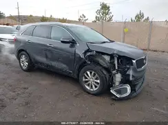 5XYPGDA59HG334335 2017 KIA SORENTO