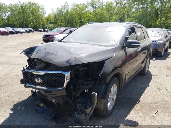 5XYPGDA59JG352050 2018 KIA SORENTO - Image 2