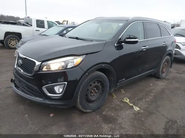 5XYPGDA59JG352517 2018 KIA SORENTO - Image 2