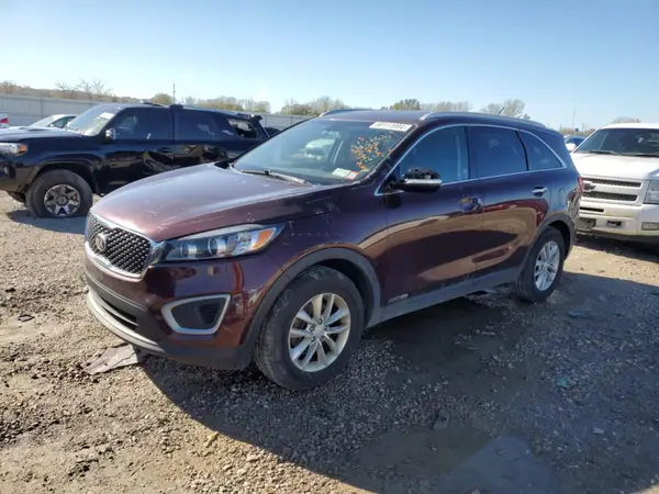 5XYPGDA59JG369396 2018 KIA SORENTO - Image 1