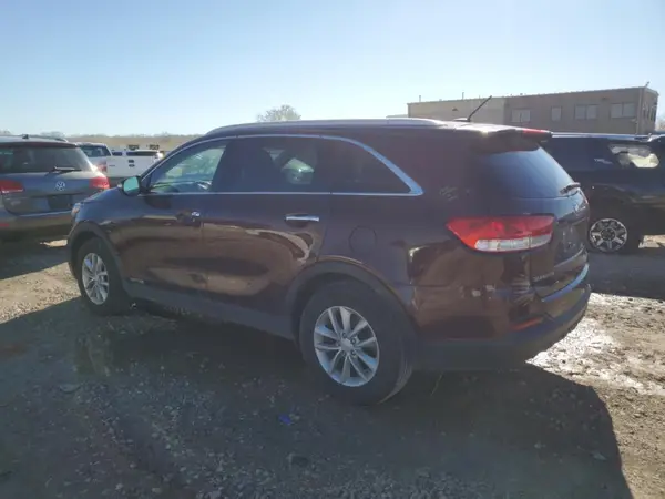 5XYPGDA59JG369396 2018 KIA SORENTO - Image 2