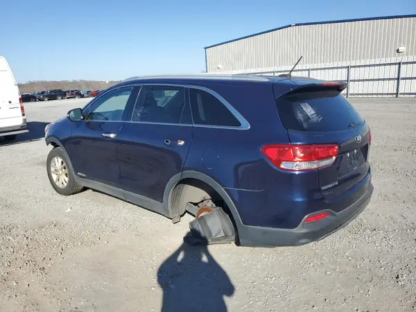 5XYPGDA59JG416751 2018 KIA SORENTO - Image 2