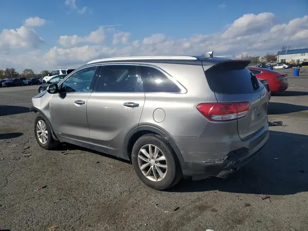 5XYPGDA59JG421450 2018 KIA SORENTO - Image 2