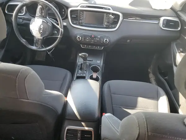 5XYPGDA59JG421450 2018 KIA SORENTO - Image 8
