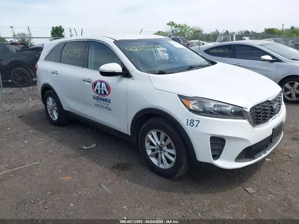 5XYPGDA59KG440713 2019 KIA SORENTO - Image 1