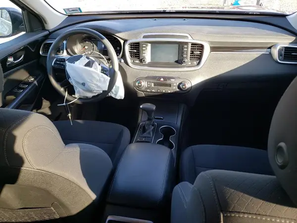 5XYPGDA59KG441392 2019 KIA SORENTO - Image 8