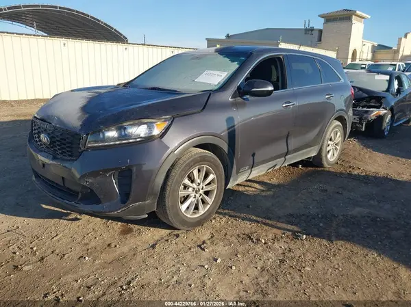 5XYPGDA59KG445121 2019 KIA SORENTO - Image 2