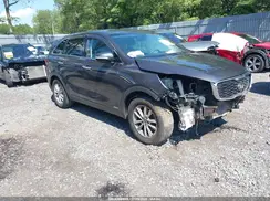 5XYPGDA59KG445698 2019 KIA SORENTO