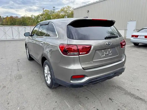 5XYPGDA59KG457463 2019 KIA SORENTO - Image 2