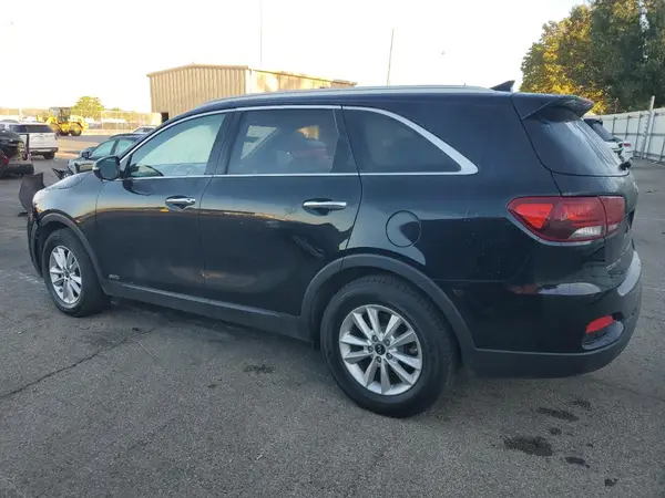 5XYPGDA59KG460847 2019 KIA SORENTO - Image 2