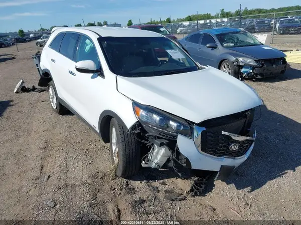 5XYPGDA59KG477907 2019 KIA SORENTO - Image 1