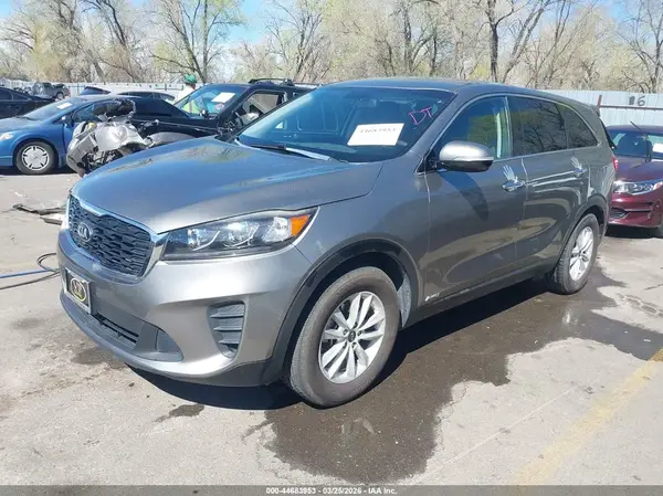5XYPGDA59KG484355 2019 KIA SORENTO - Image 2