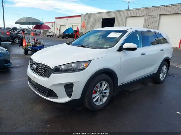 5XYPGDA59KG485554 2019 KIA SORENTO - Image 2