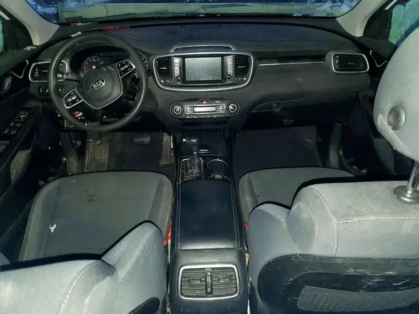 5XYPGDA59KG486963 2019 KIA SORENTO - Image 8