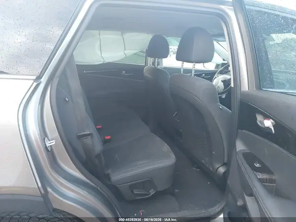 5XYPGDA59KG487031 2019 KIA SORENTO - Image 8