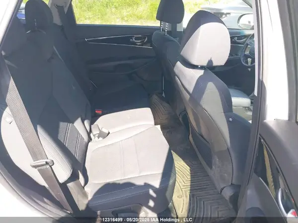 5XYPGDA59KG491130 2019 KIA SORENTO - Image 8